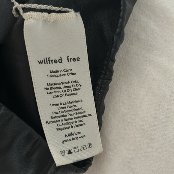 Aritzia Daria Leggings - Picture 7 of 8
